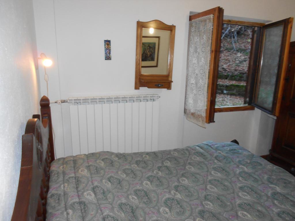 Appartamento Roccione Овіндолі Номер фото