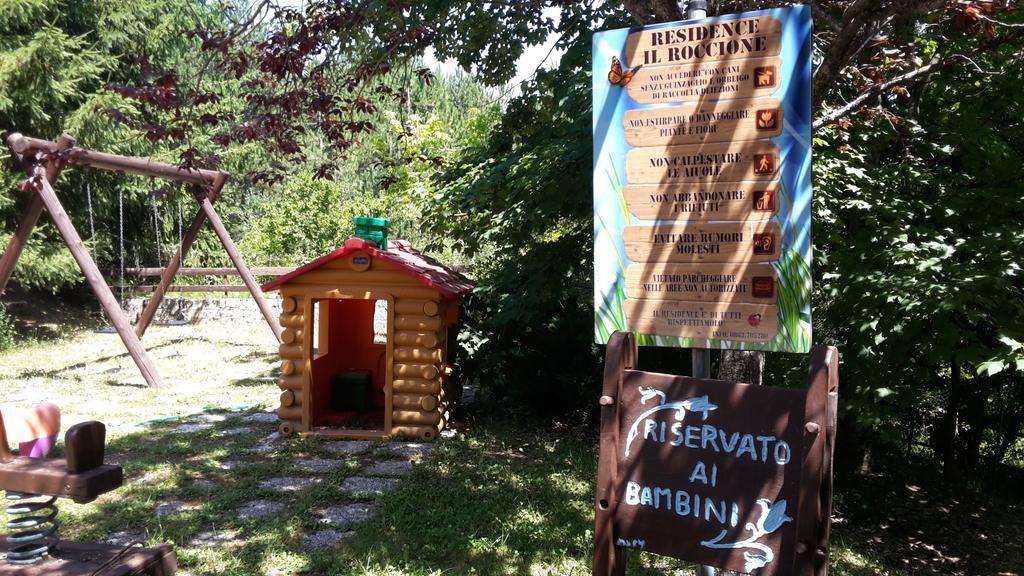 Appartamento Roccione Овіндолі Номер фото